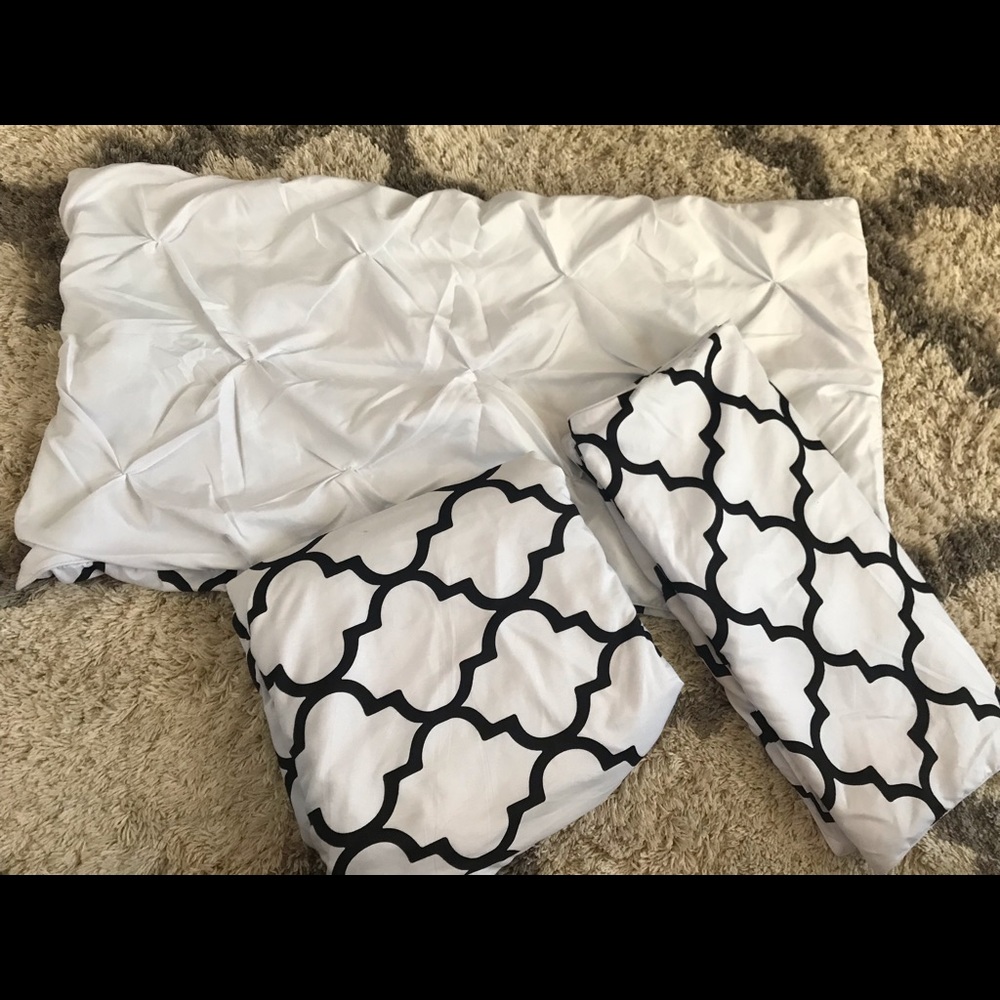 King Duvet Cover and 2 Pillow Cases